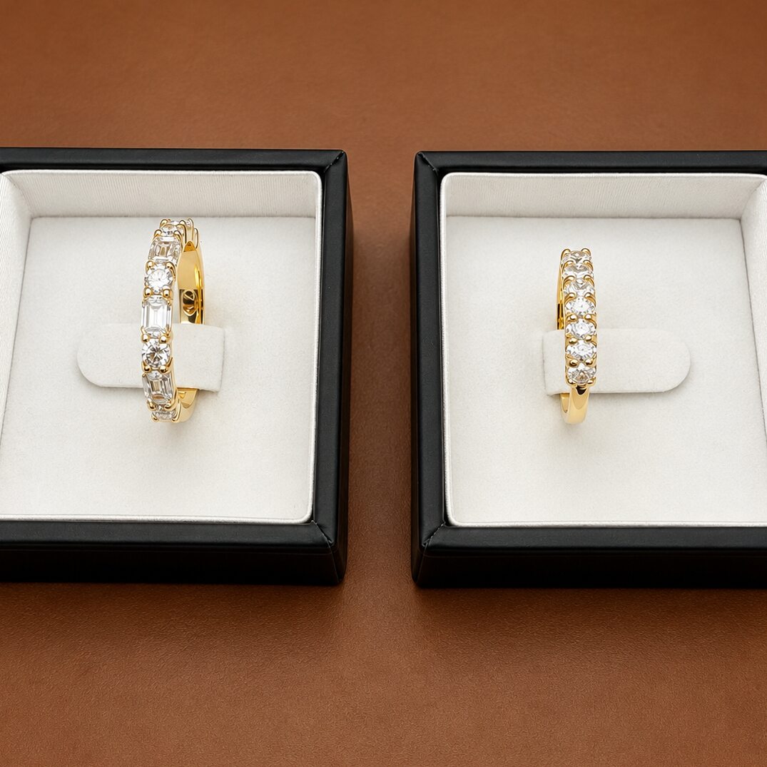 Yellow gold diamond band set