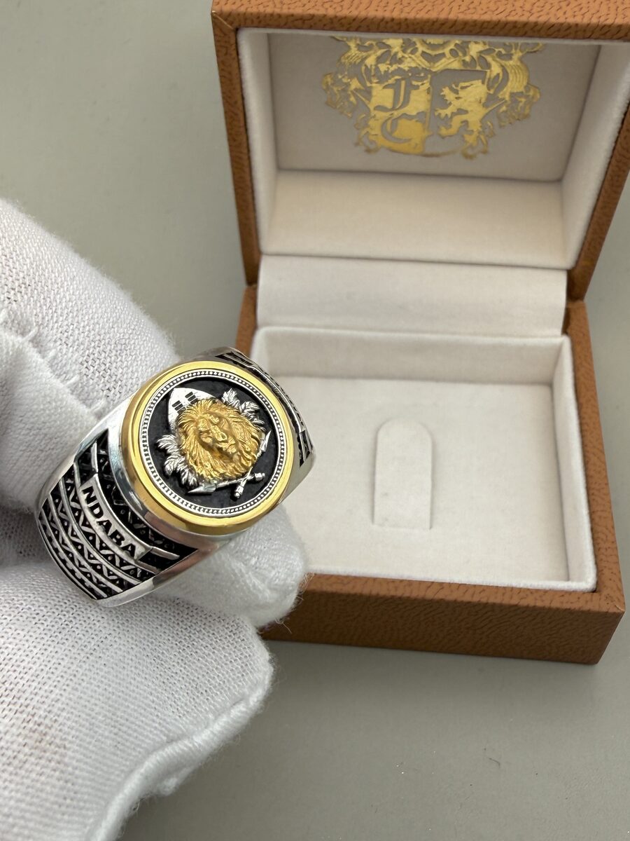 Ndaba lion crest ring, silver & gold