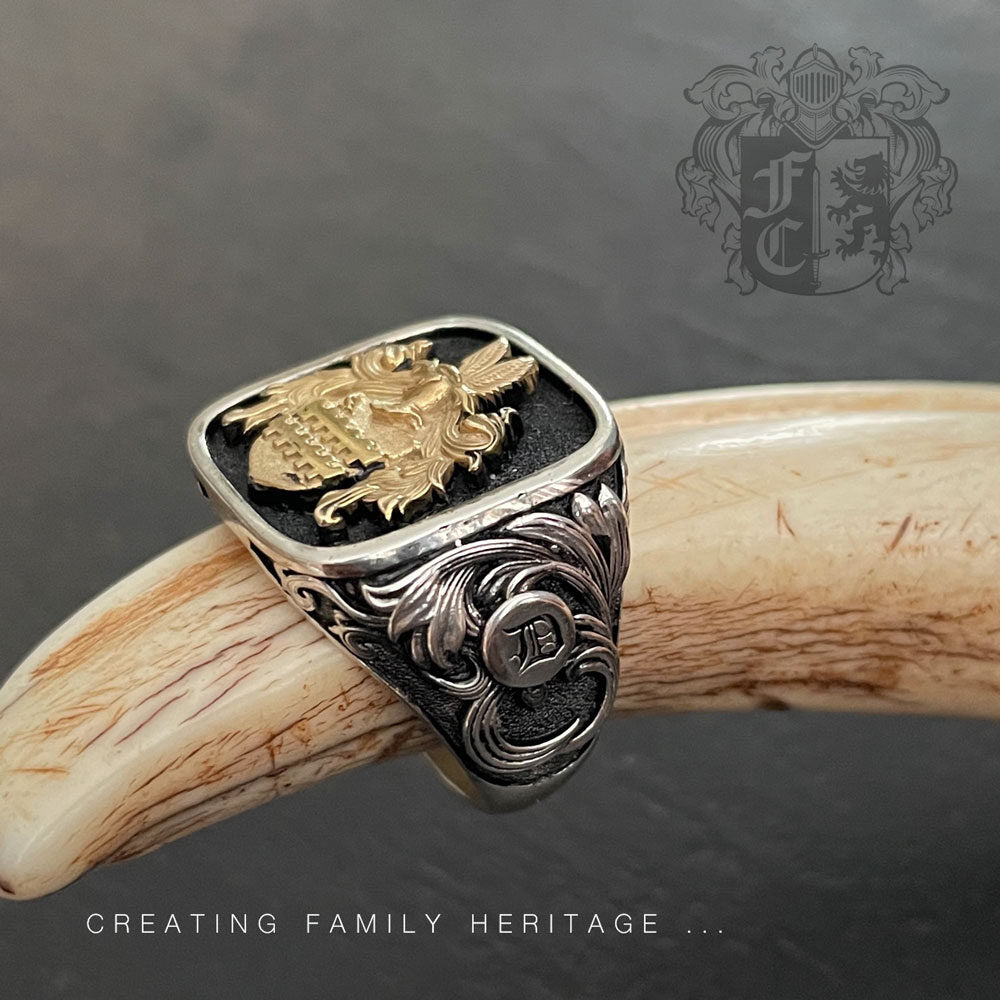 Silver & gold crest with initial shoulder